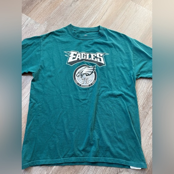NFL Philadelphia Eagles Birds T-shirt Green Black VTG 07 Size L - Picture 2 of 6